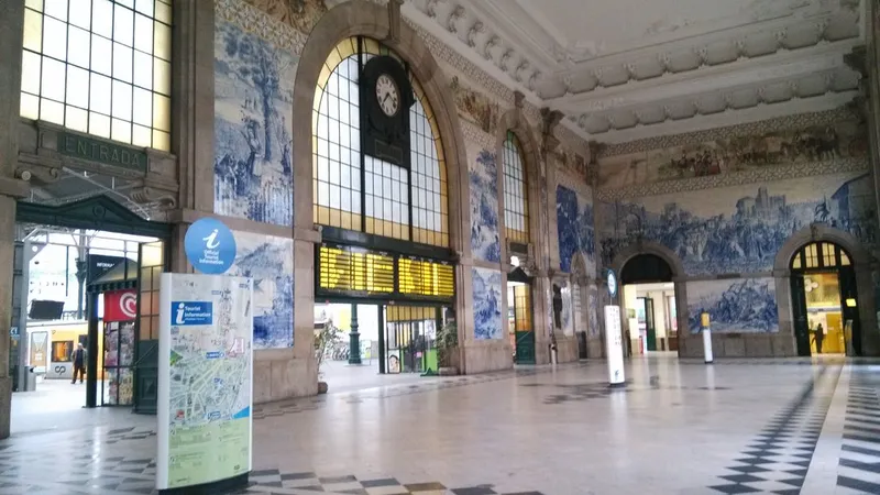 Bahnhof São Bento