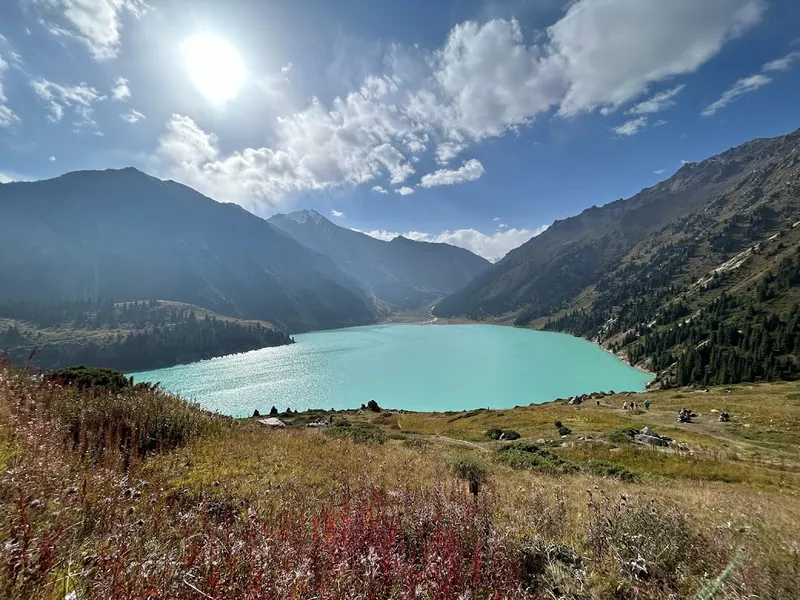 Grand lac d'Almaty