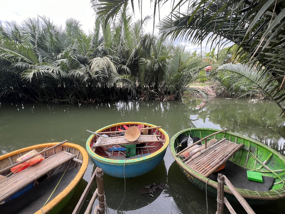 Ben Tre Coconut Island (Con Phung)